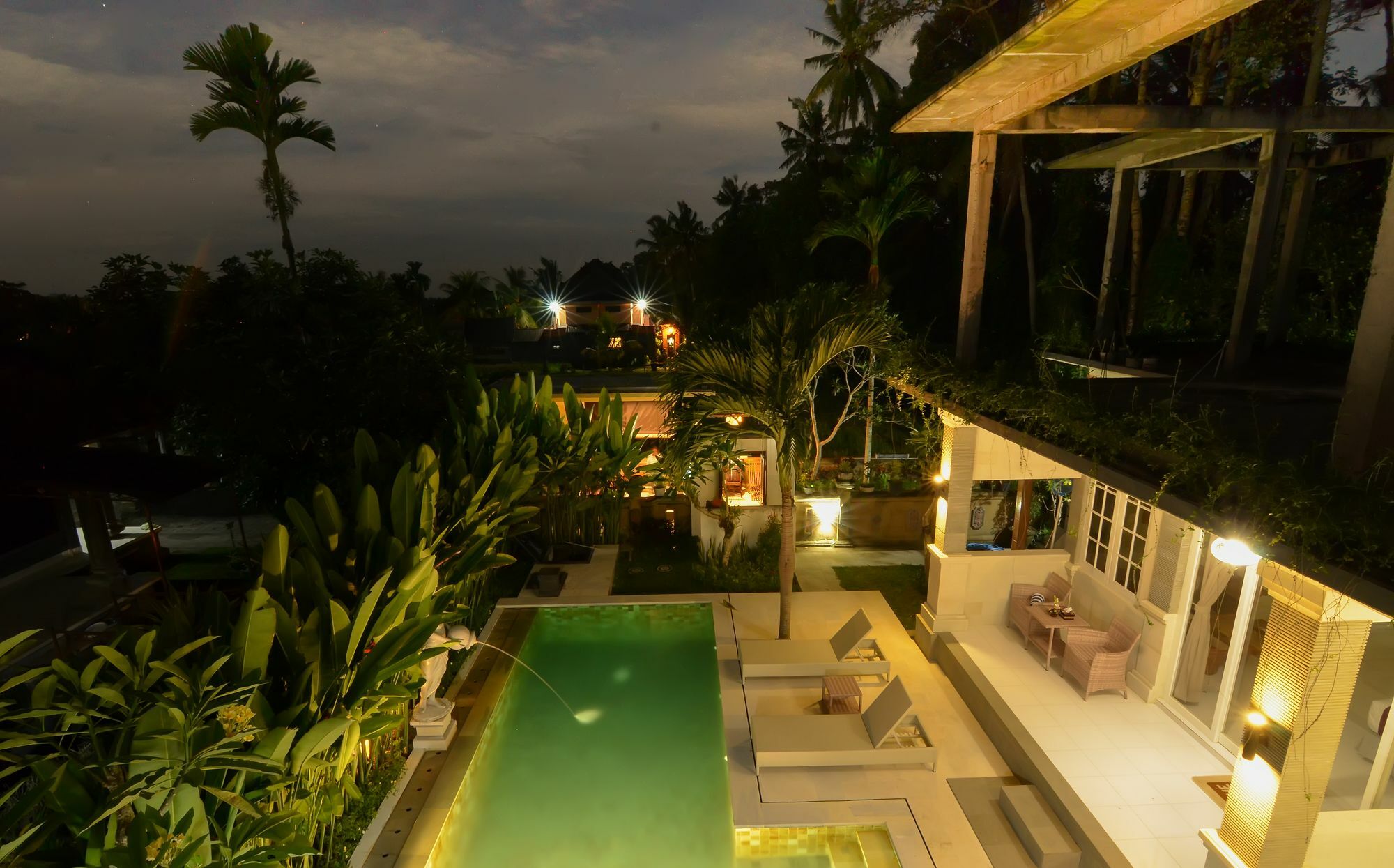 Rumah tetamu Sekembang