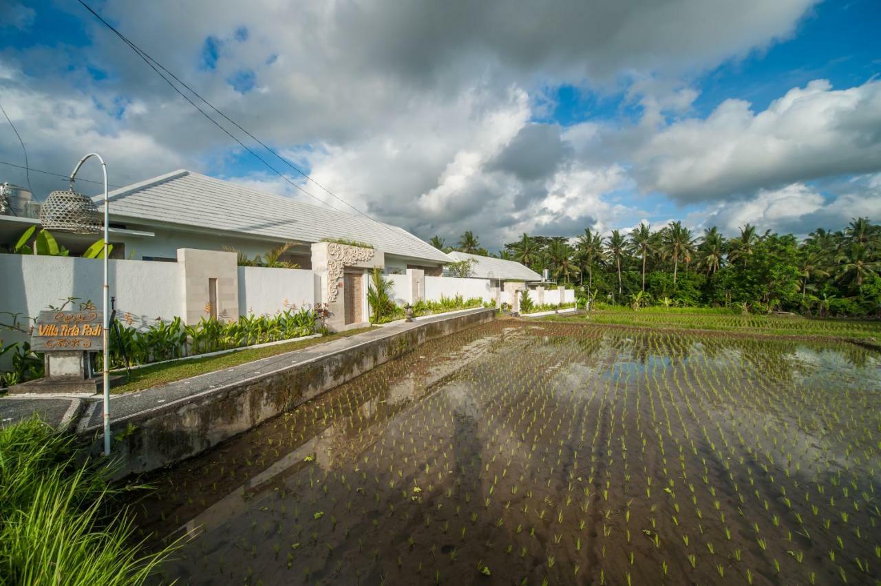 Tirta Padi 3, Villa *