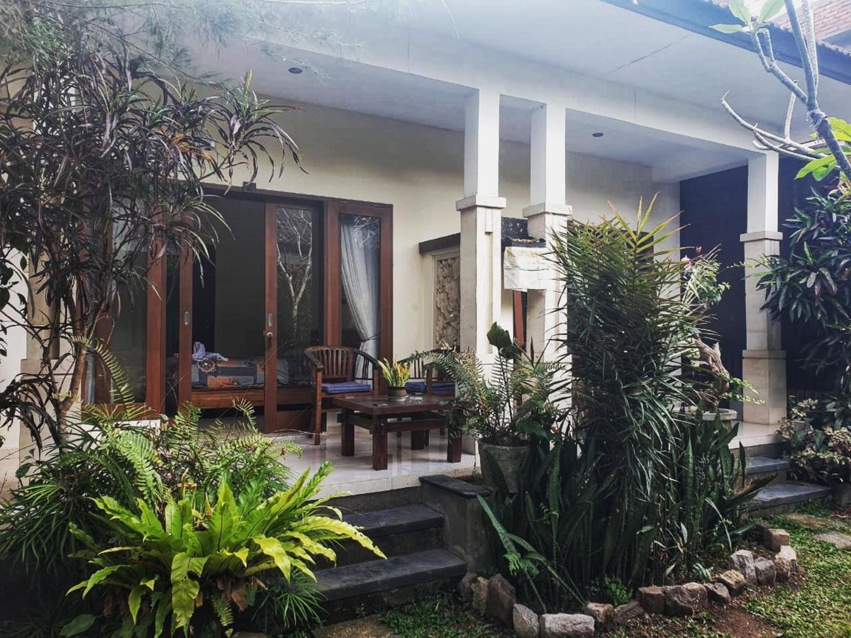 Nyoman Ubud (Bali)