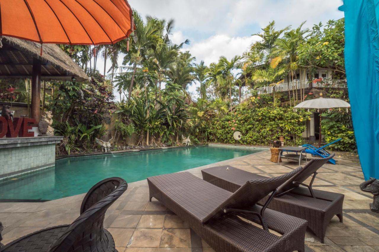 Gajah Biru Guest house