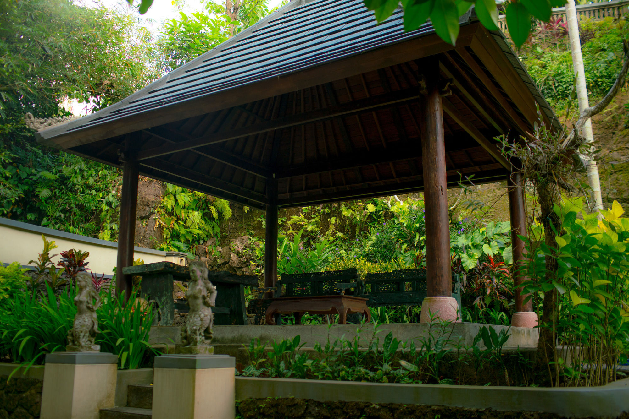 Annapurna River View Hotel
