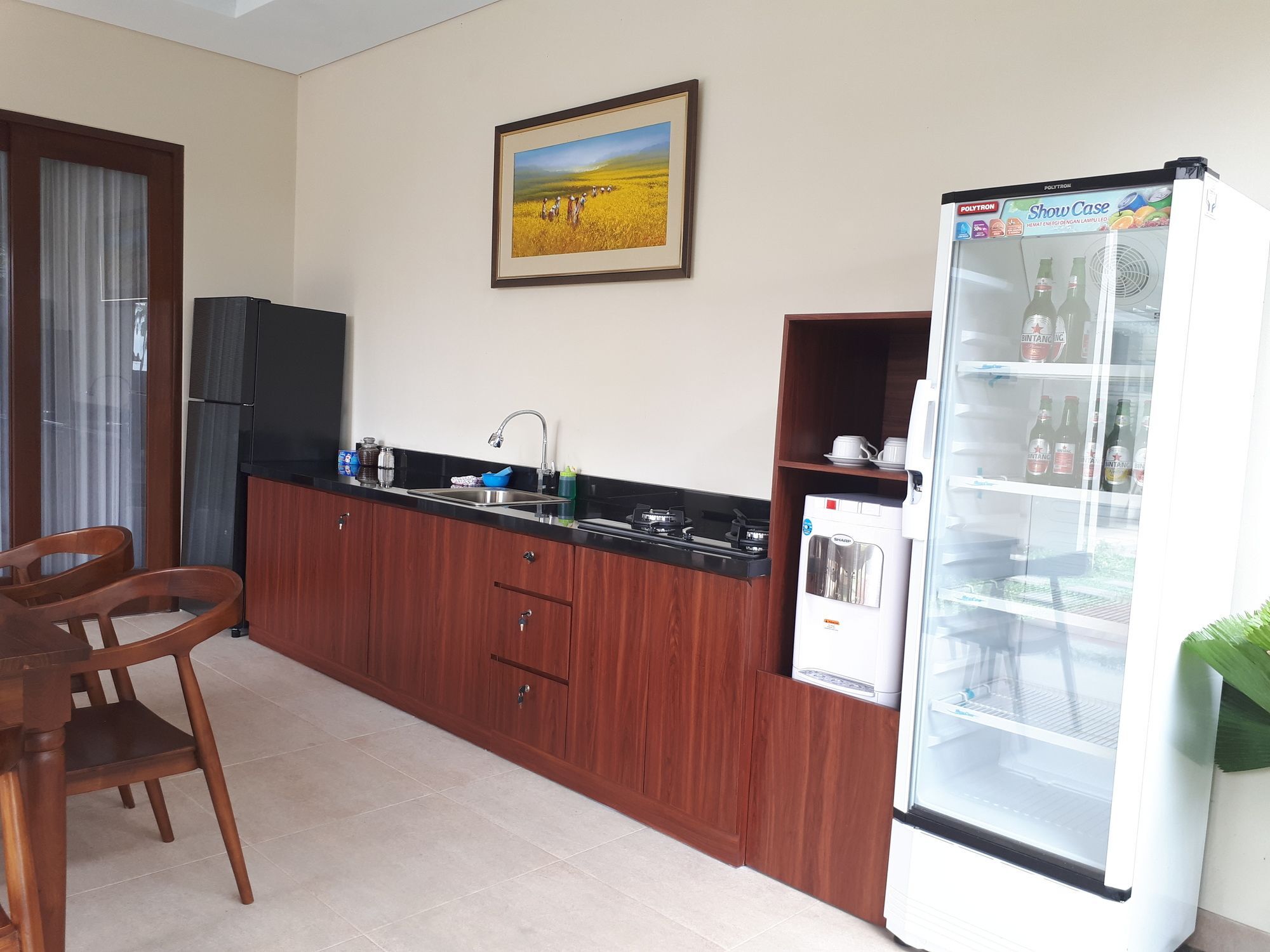 Toya Guest house