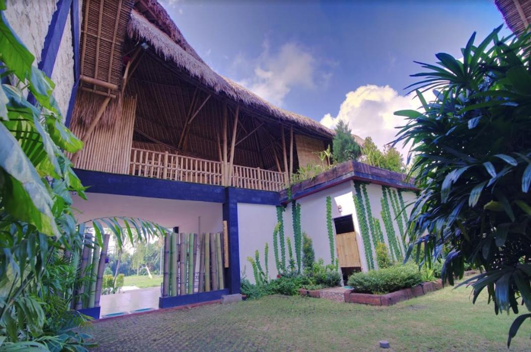 Karang Lila Bhuana 3*