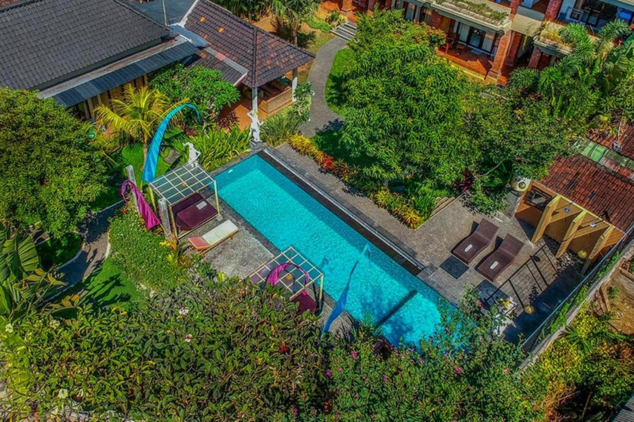 Guest house Kutuh 4*