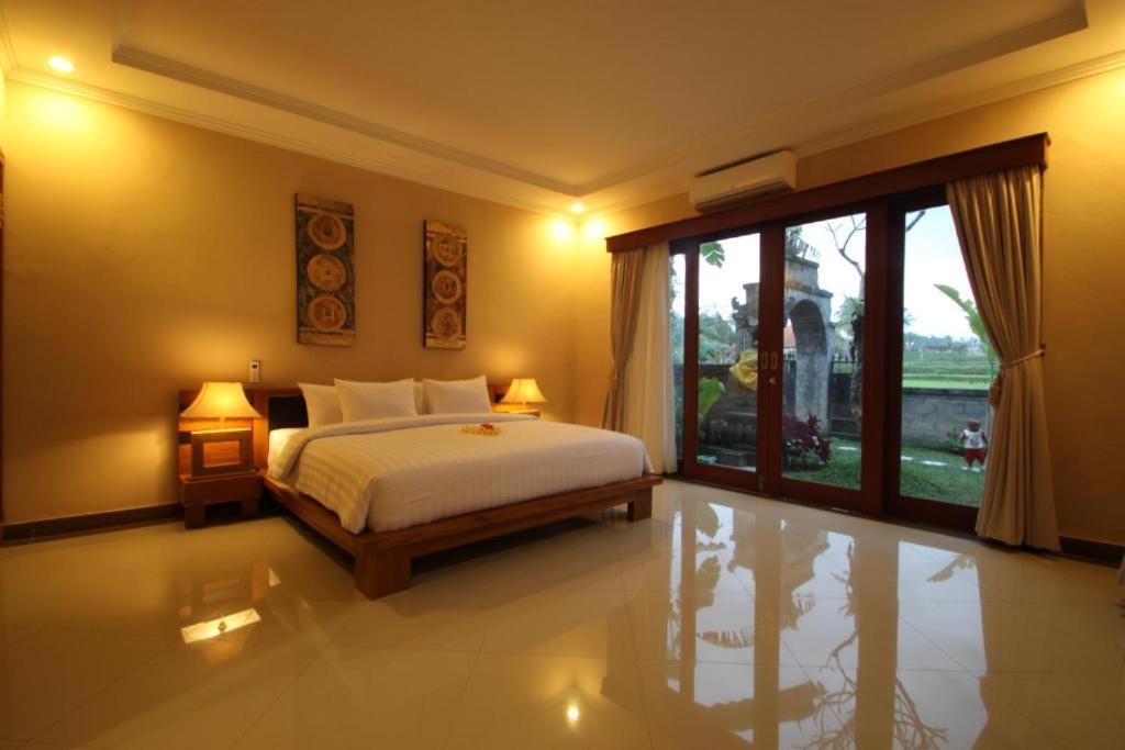 Wates Sari Gasthuis 3*