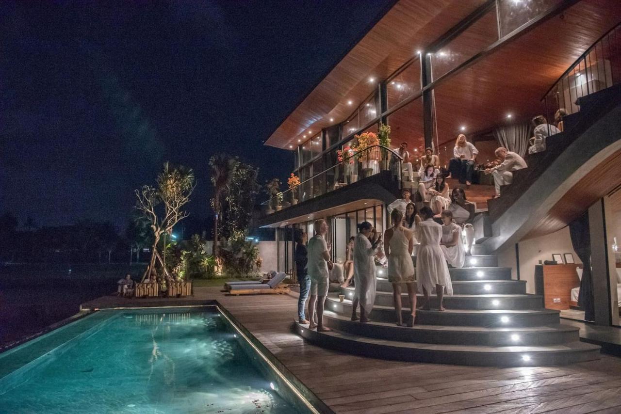 Villa The Flow House