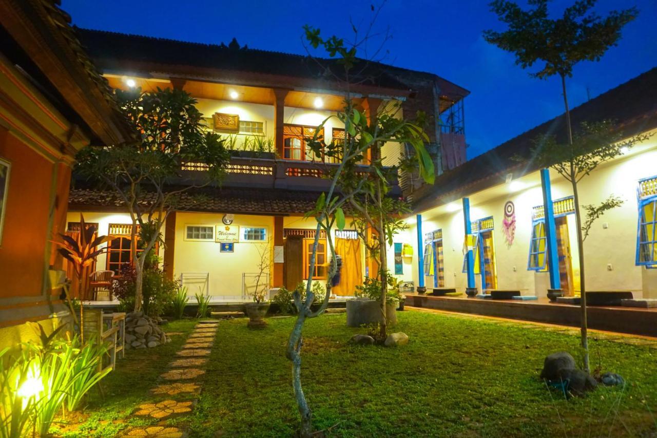 Damuh Bed & Breakfast *