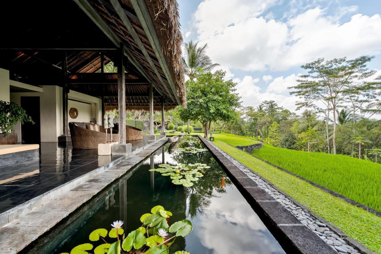 Kelusa Villa *