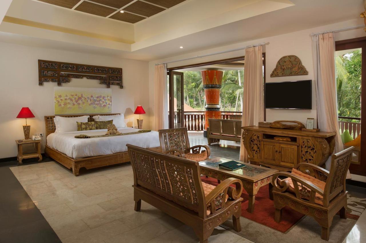 Resort Field 4*