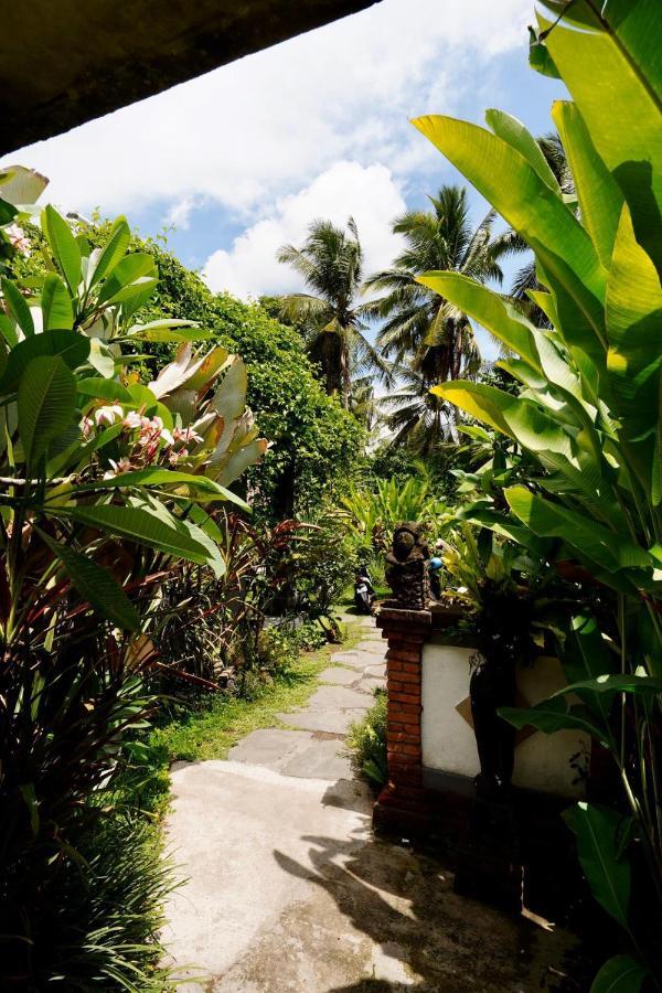 Vinayaka Guest house 2*