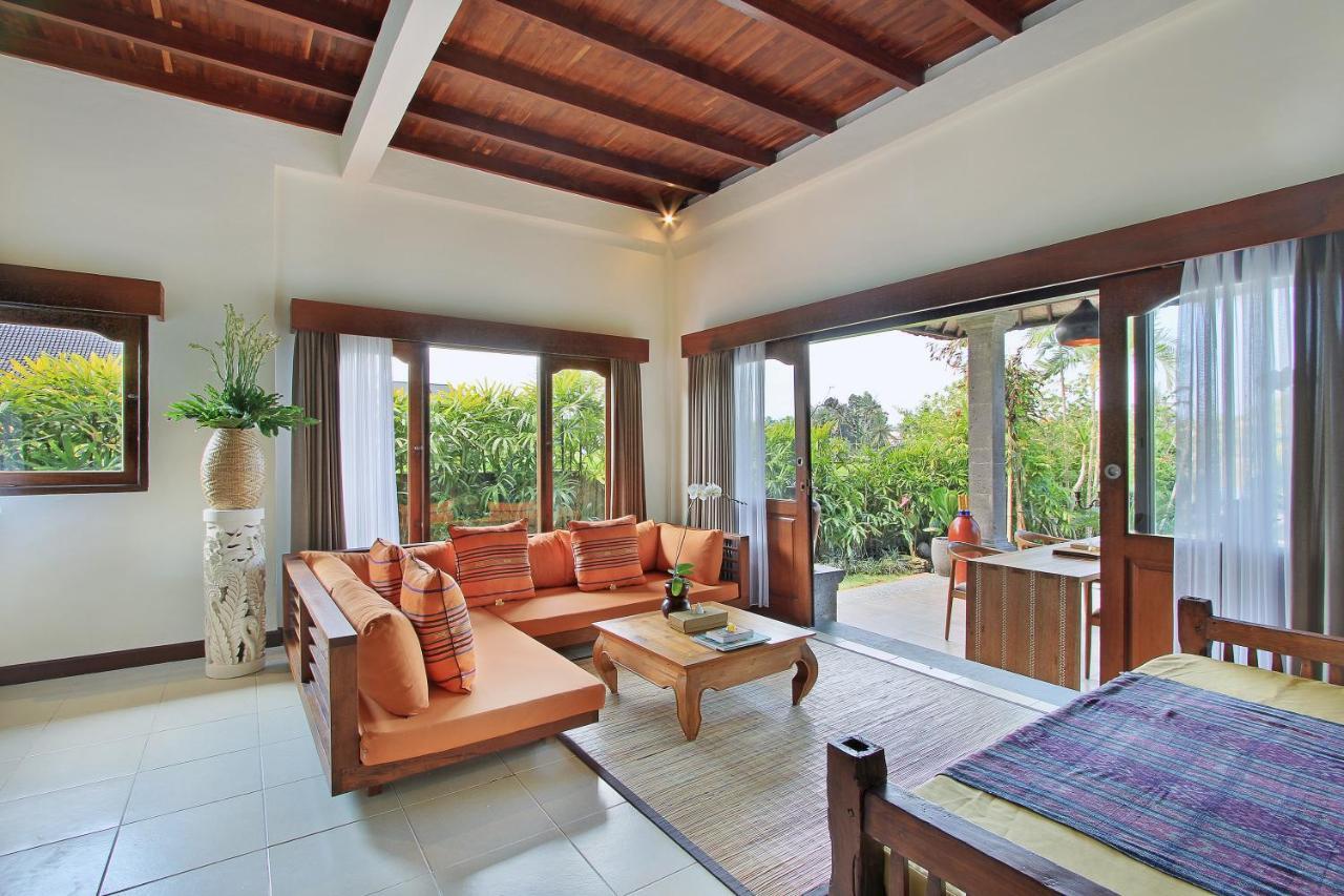 D'legon Luxury