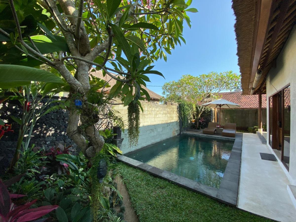 Rumah Dadong Villa *
