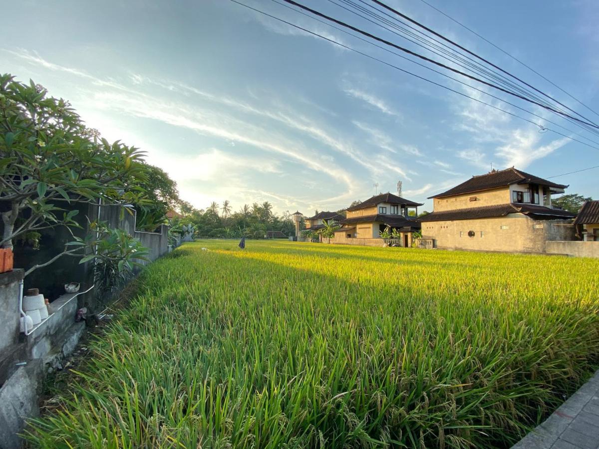Rumah Dadong Villa *