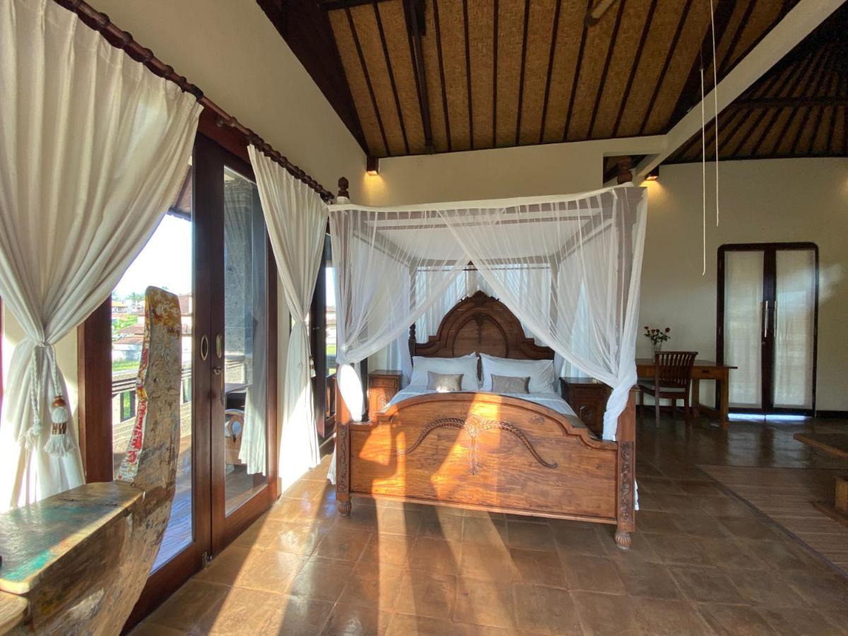 Rumah Dadong Villa