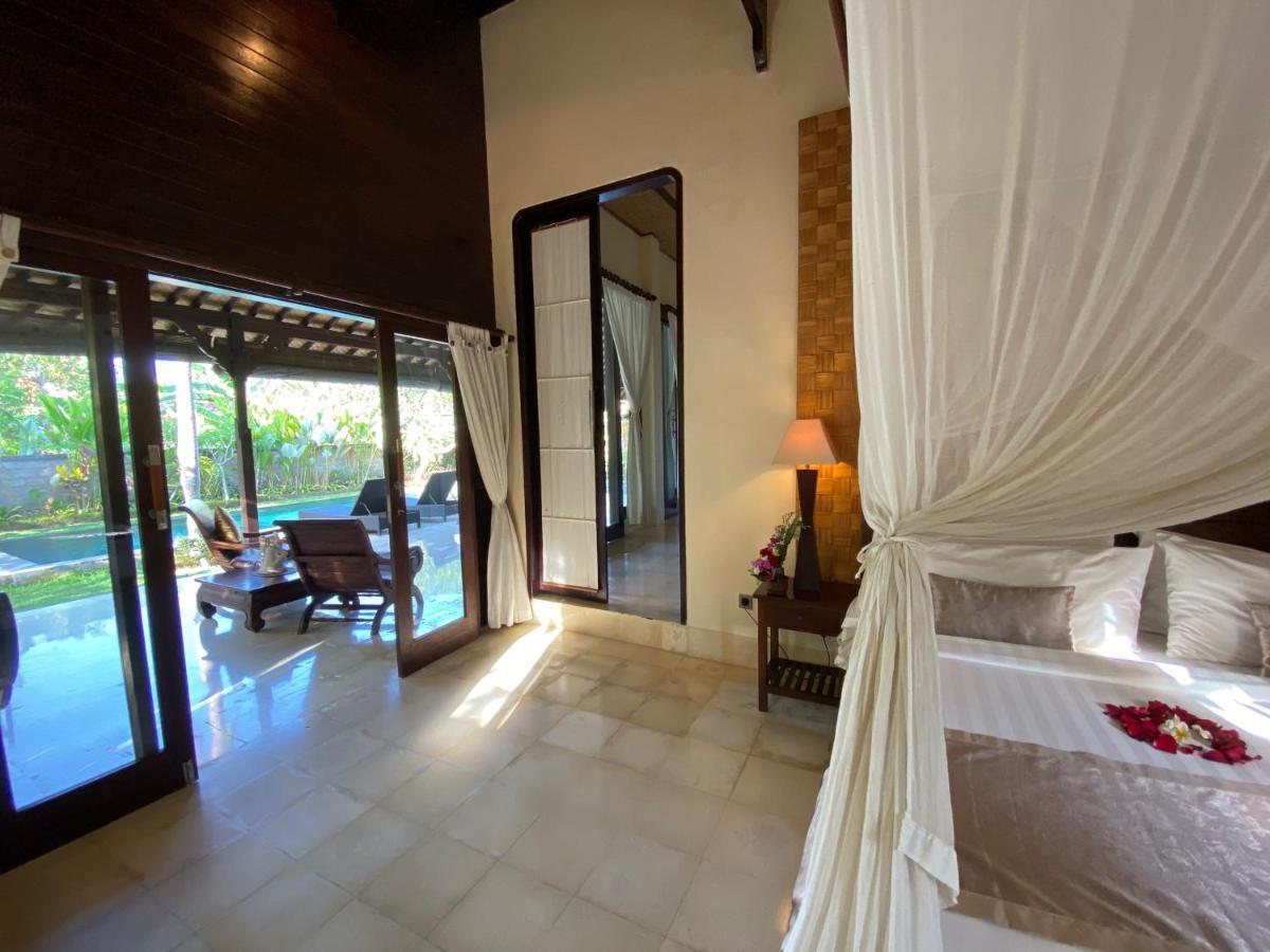 Rumah Dadong Villa