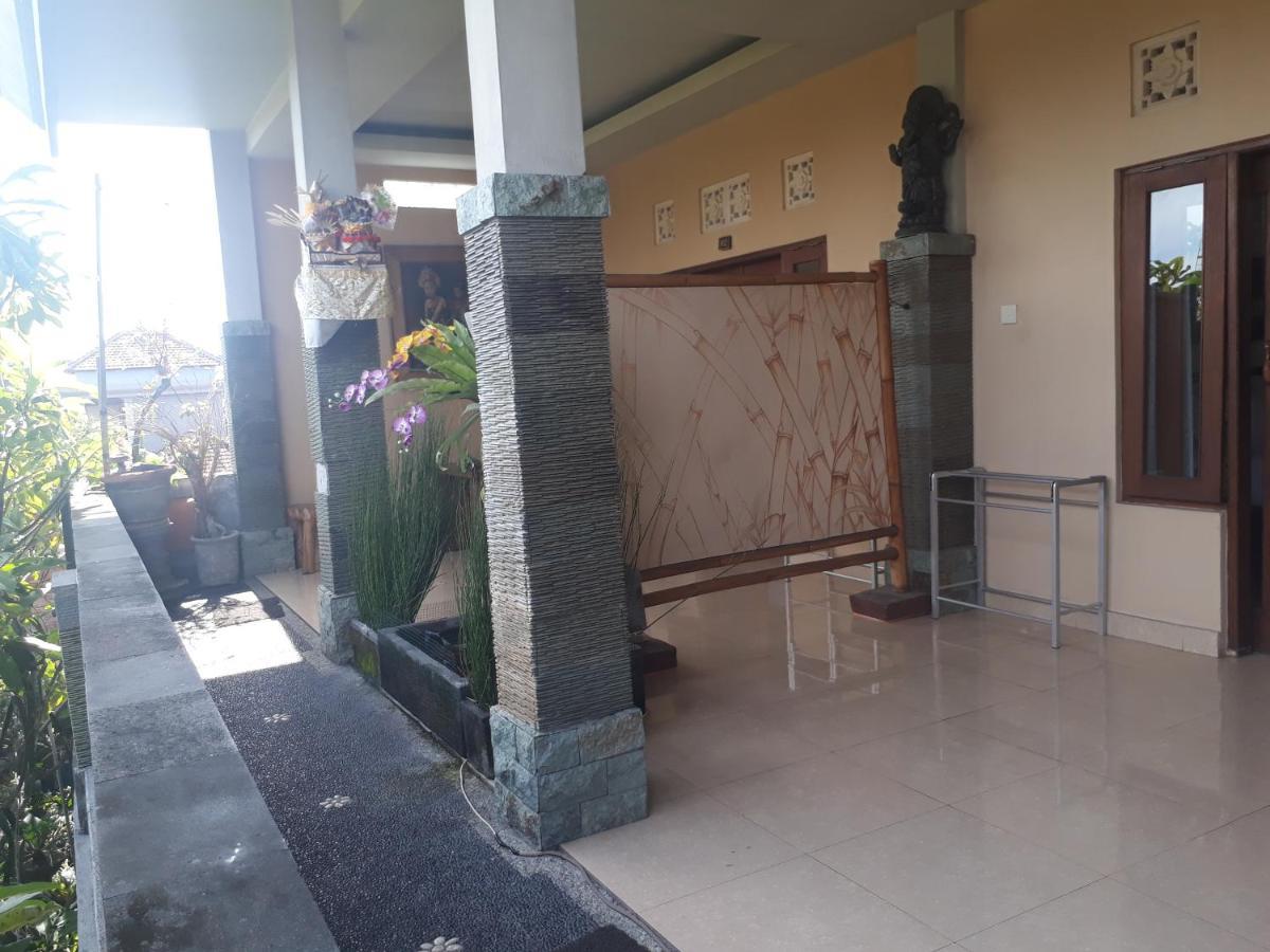 Rumah tetamu Adi House Ubud (Bali)