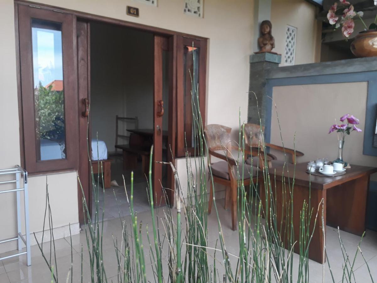 Adi House Rumah tetamu Ubud (Bali)