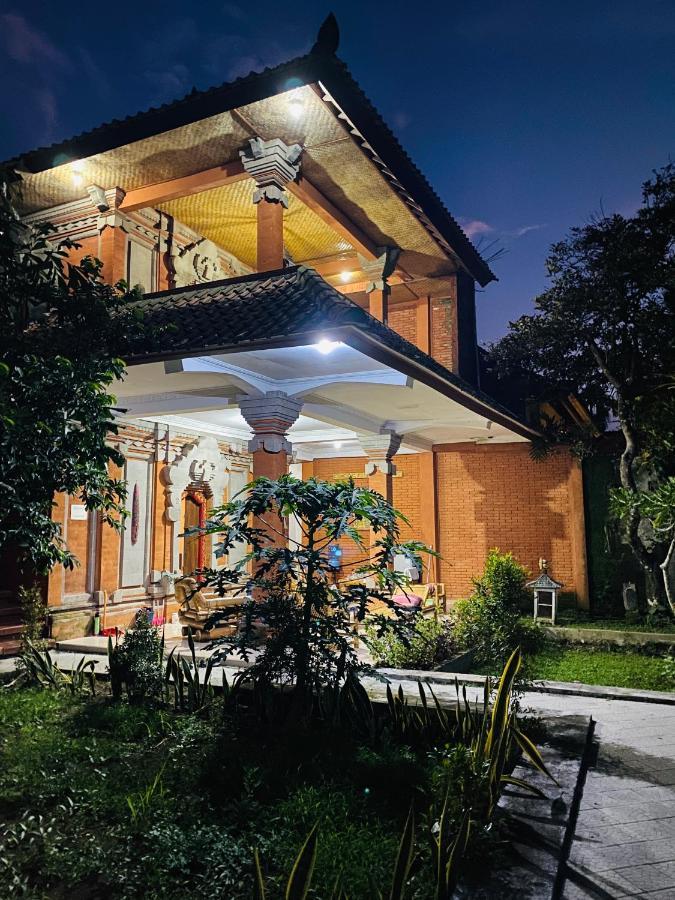 Warsi Bungalows Guest house