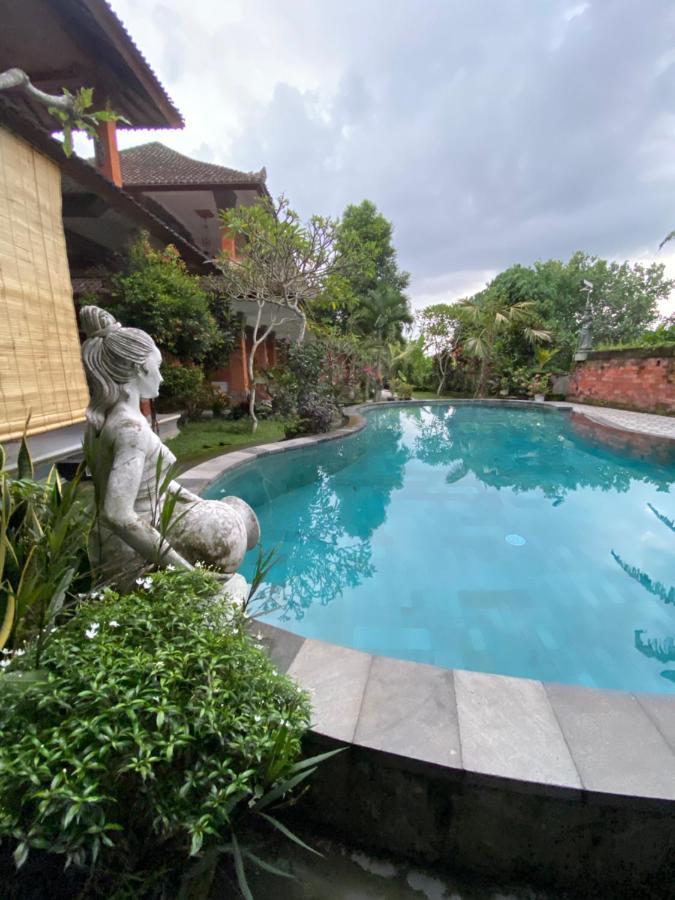 Warsi Bungalows Guest house 3*