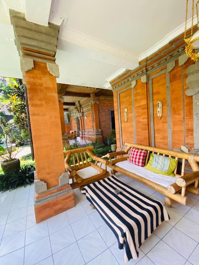 Warsi Bungalows Guest house