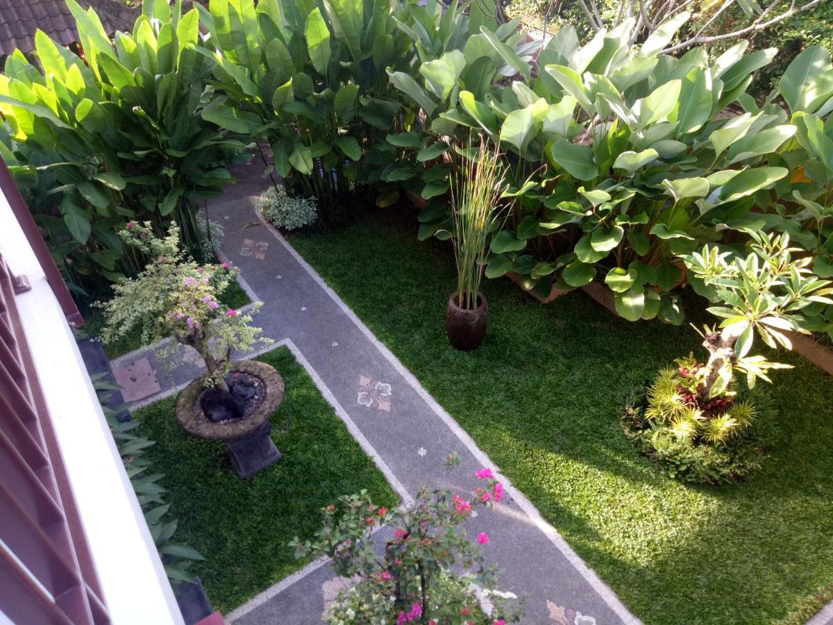 Guest house Suryadina *