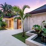 Villa White Lotus By Balisuperhost
