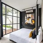 Rouge - Loft Evanoah