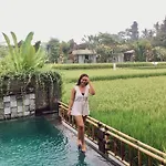Nirankara Private Pool Villa - By Ubud Paradise