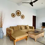 Kanda Villa