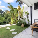 Jungle\'S Door Ubud By Love Is Simple