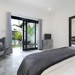 Jungle\'S Door Ubud By Love Is Simple