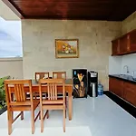 Puri Tangsub Villa