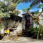 Kanda Villa