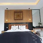 Stana Kendran Villa