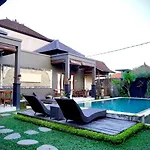 Homayoon Villa At Bisma - Great Location In Heart Of Ubud