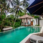 Villa Damai By Balisuperhost