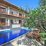 Tebesaya Cottage By Pramana Villas