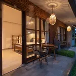 Yarama Cottages