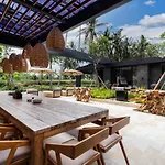 Villa Palm Paradise By Balisuperhost