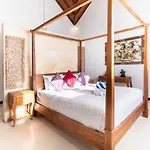 Shinta Private Villa At Kakul Villas & Suites