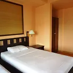 Wahyu Bungalow And Restaurant