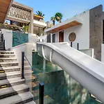 Villa Santa Monica By Balisuperhost