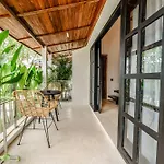 Sarang Apartments By Evdekimi - Rice Field Escape With Yoga Lounge, Lush Garden - Long Stay Extras