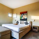 Utu Ubud Apartments/ 3Rd Floor: Modern Studio In Most Center