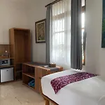 Narasoma Homestay & Retreat