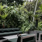 Umah Cengkeh Villa