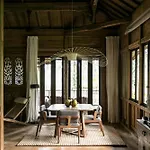 Umah Cengkeh Villa