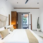 Capri Villa By Betterplace