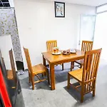 White Blue House - Private Room, Shared Pool And Kitchen - 8