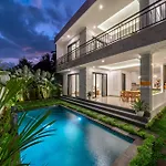 Hidden Gem Revealed - Book Now & Save On Your Brand New Ubud Jungle Villa 3Br!